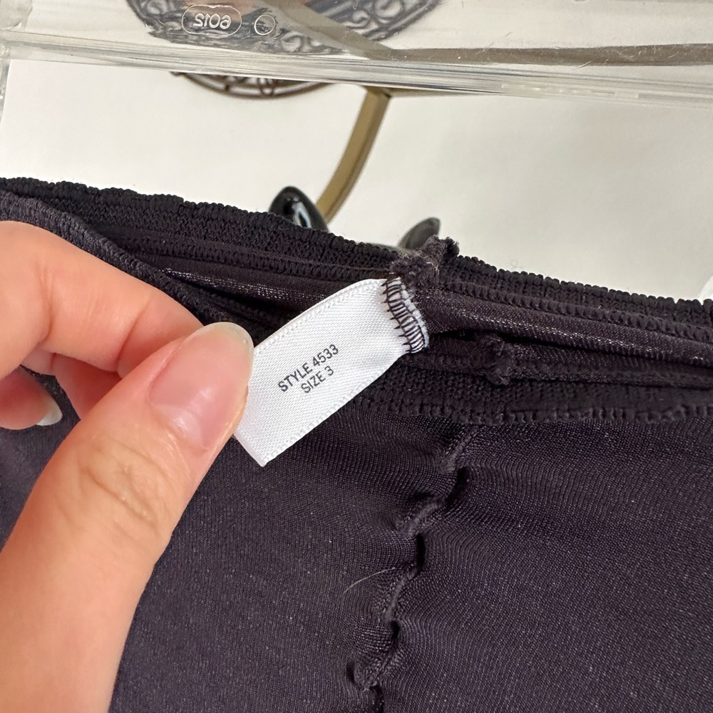 Christian dior stockings - Picture 4 of 5